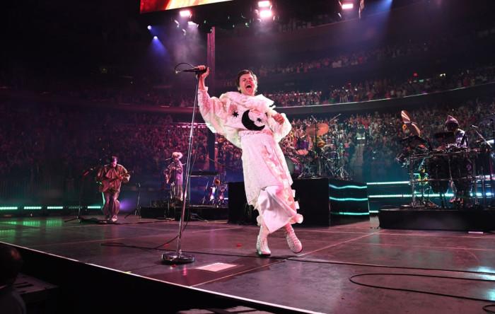 Harry Styles performing at Madison Square Garden